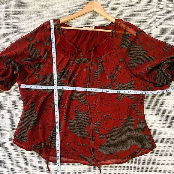 Black Rain boho peasant top in dark red and black rose print size medium - Picture 4 of 6